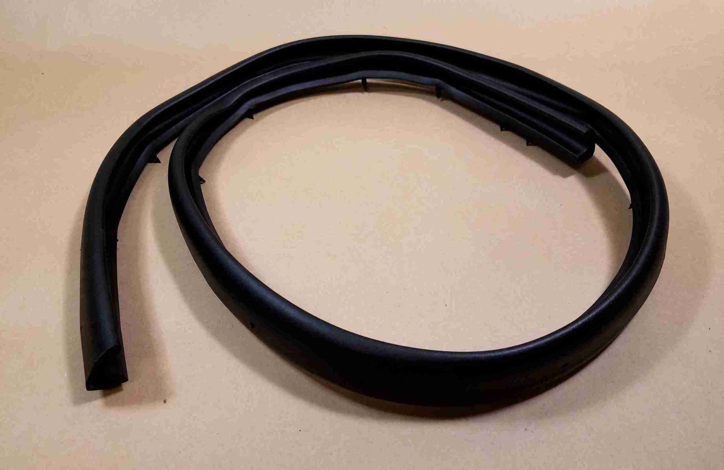 1977-81 Firebird Trans Am Shaker Scoop to Hood Seal w/ molded-in clips