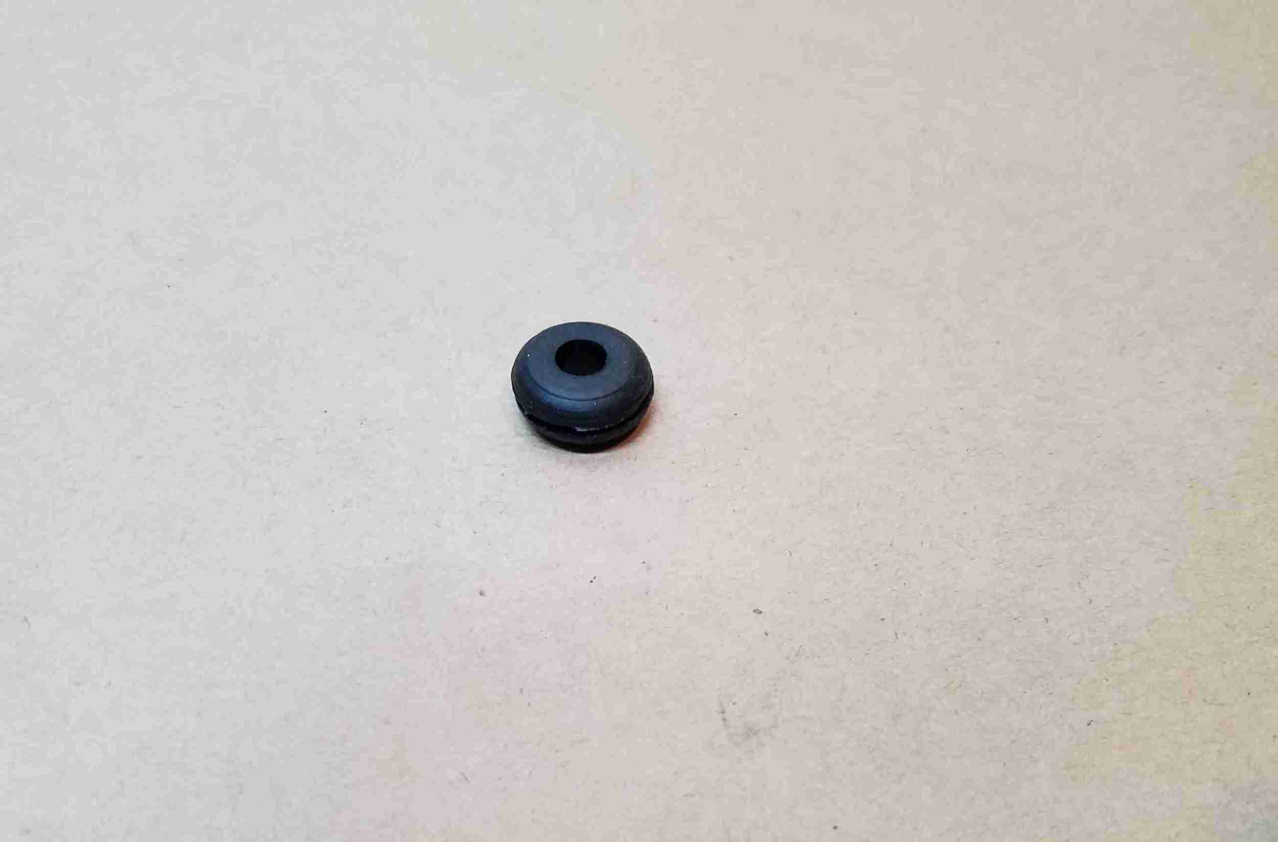 1933-47 Grommet, 3/16" ID for 1/2" hole, see description for applications
