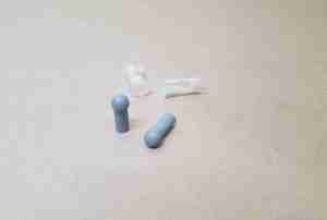 1964-77 All Exc Conv. Sunvisor Plastic Sleeve bushing and rubber tip, set of 4, see description for applications