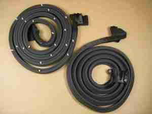 1966-67 Tempest, Lemans, Got Ht & Conv Door weatherstrip w/clips and molded ends