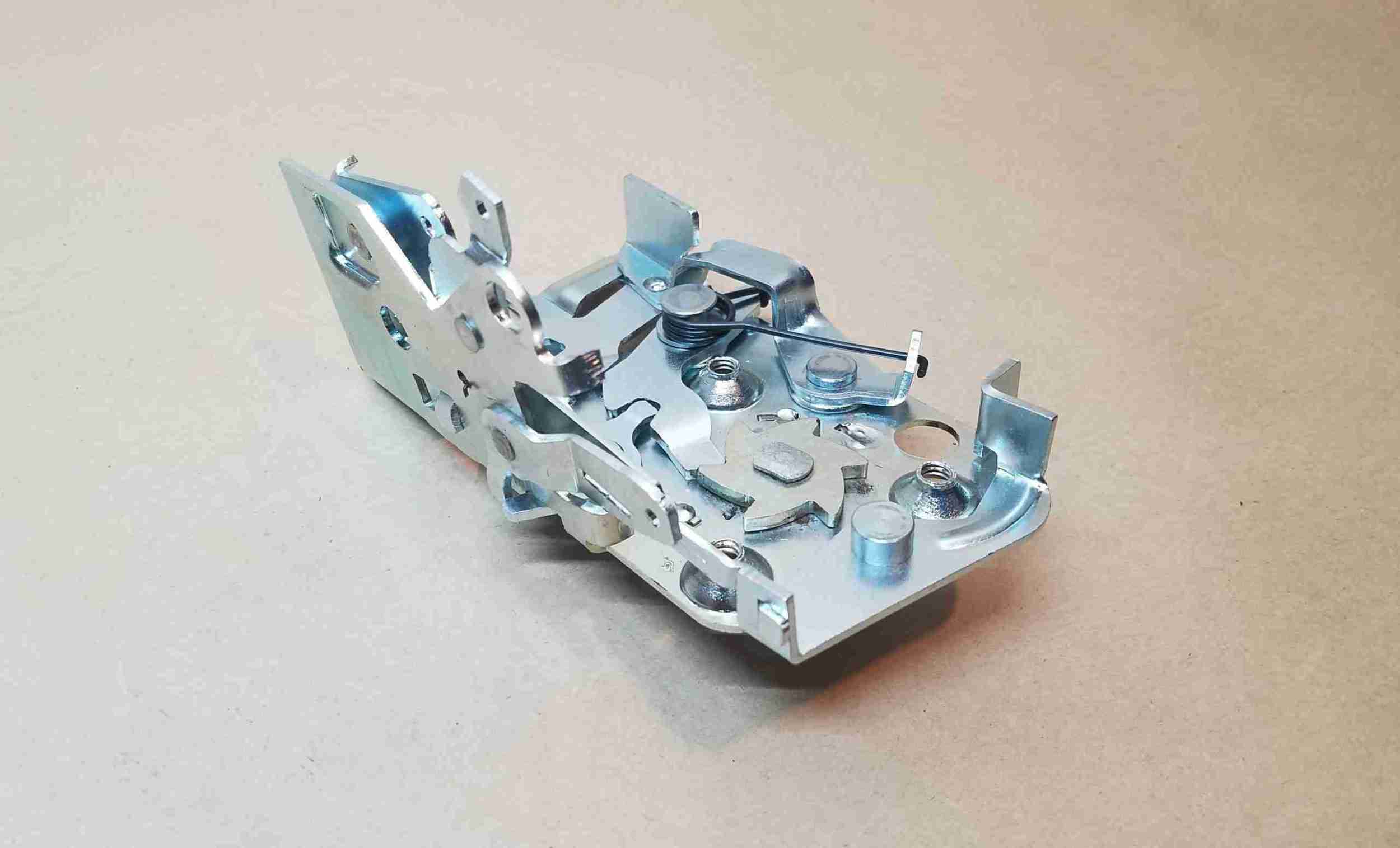 1955-57 Left Hand Door Latch Mechanism, 1955 Type 2, 1956-57 All exc 4 Door Hardtop