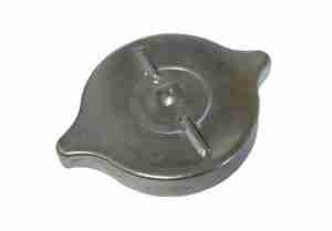 1940-61 Fuel Tank Filler Cap, 1940 Model 29 Torpedo 8, 1941-60 All, 1961 P8 exc SW, non-vented w/ square center rivet & two ridges