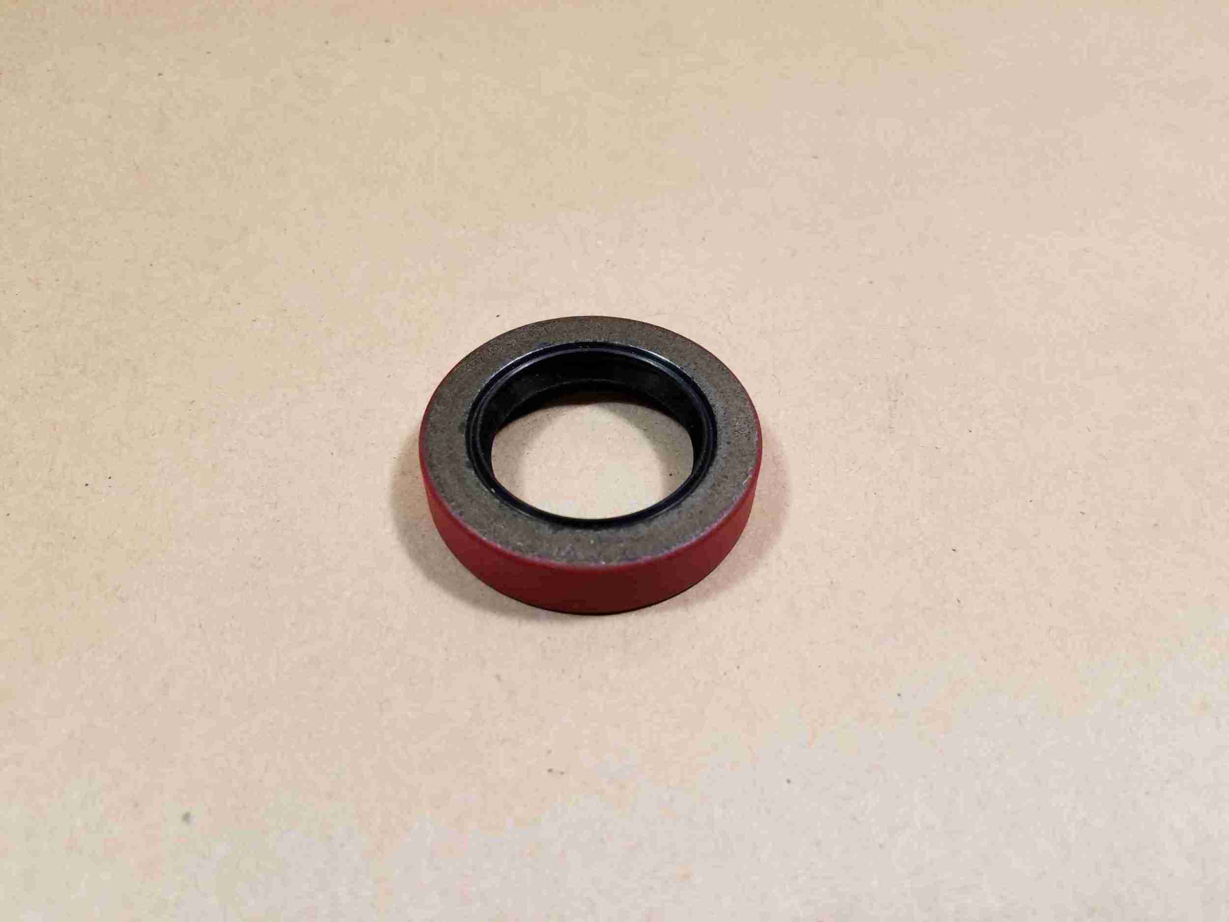 1961-62 T/4-T/8 rear pinion seal