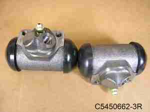 1937-57 Front RH Wheel Cylinder, 1-1/16” bore, also 5450406, 501609, 503233