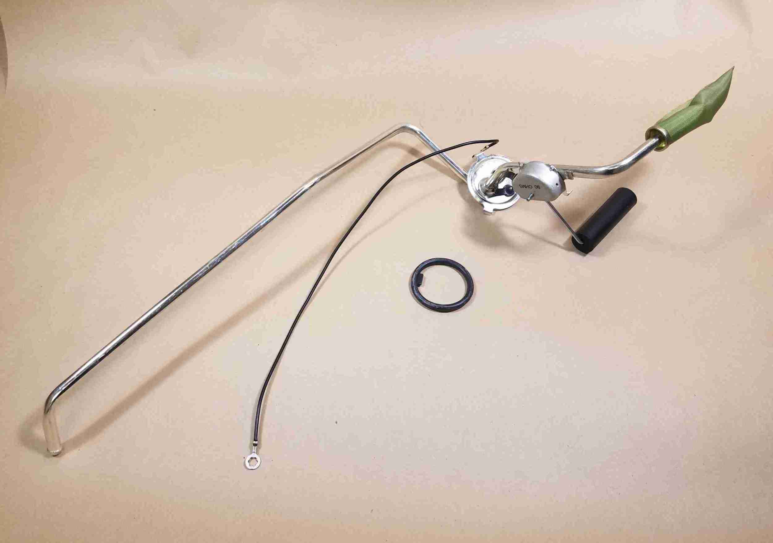 1968-72 Fuel Tank Sending Unit, one 3/8 line, 1967 Firebird 326 w/o AC, 1968 Firebird w/ 2bbl, no AC, 1971-72 X 350 w/o AC, also 6427255