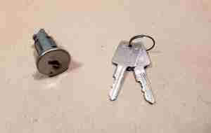 1966-67 Lock Cylinder, Ignition, 1966 Full Size only, 1967 All Models, w/ square-head keys