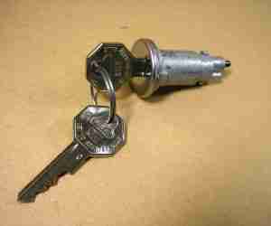 1968 All Ignition Lock Cylinder w/ Original Octagon-head Keys