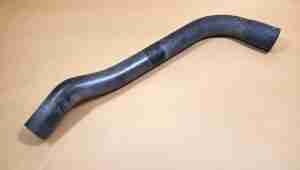 1969-72 Lower Radiator Hose, 1969-72 All G, 1971 All Bonn & GV exc SW or HDC