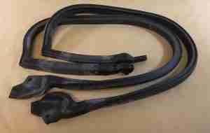 1970-81 F....Roof rail Weatherstrips. Rubber (pair)