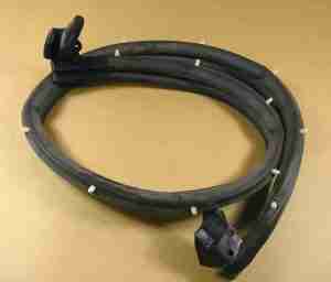 1971-75 GrandVille Conv....Header bow seal V