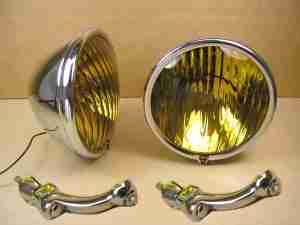 1936-38 Fog Lamp Set w/ Chrome Mounting Brackets