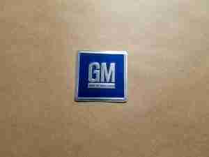 GM Mark of Excellence Metal Plate