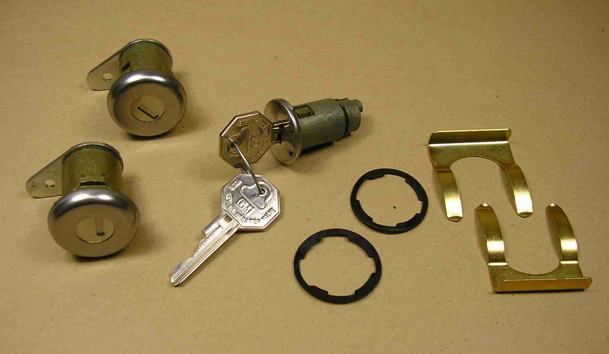 1959-64 Ignition & Short Cylinder Door Safety Lock Assemblies, original pear head key, ''flat pawl short cylinder,'' 1959-60 4dr Models, 1961-64 Full Size 4dr Hardtop only