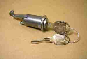 1967-68 F Glovebox Lock, w/ late style round head keys, 1967-68 Firebird
