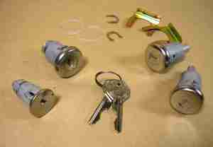 1961-64 Lock Kit Igition door & Trunk W/ Long Cylinder & Pawl 1961-64 P/8 GP W/Orginal Style Octagon Head Keys