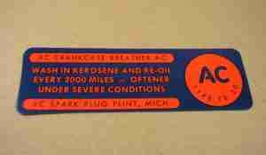 1956-60 Oil Filler Crankcase Breather Cap Decal, 1956 2-4bbl, 1957-58 Tripower or Fuel Injection, 1958-60 All HD air cleaner, blue & orange, on decal: "Type FB-20", use w/ 1553179/1554521 cap